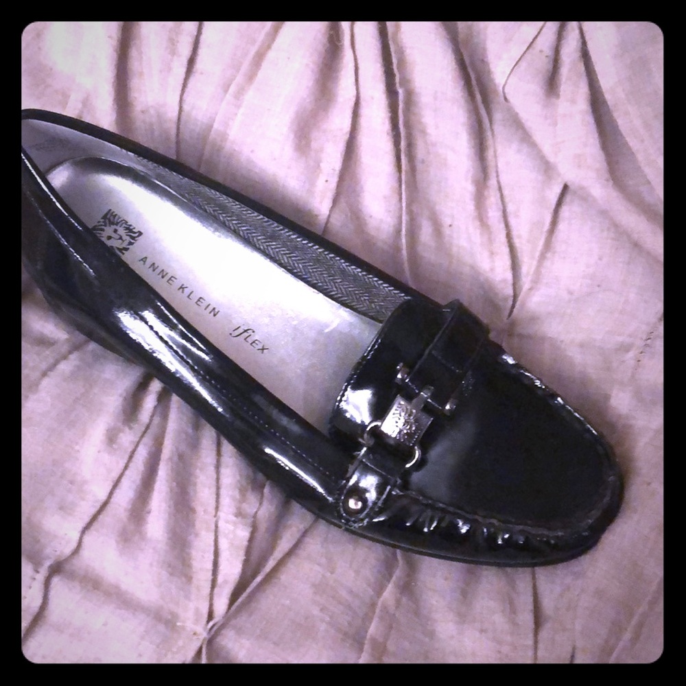 Anne Klein flats